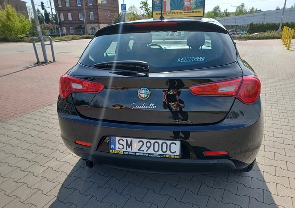 Alfa Romeo Giulietta cena 39900 przebieg: 127000, rok produkcji 2014 z Pakość małe 562